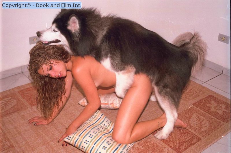 секс с собакой зоопорно фото